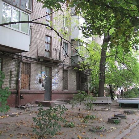 Apartment On Sobornyi Avenue 143 Near Intourist Hotel Zaporizhia Buitenkant foto