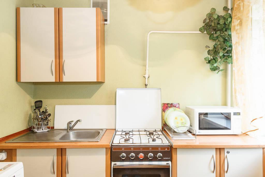 Apartment On Sobornyi Avenue 143 Near Intourist Hotel Zaporizhia Buitenkant foto